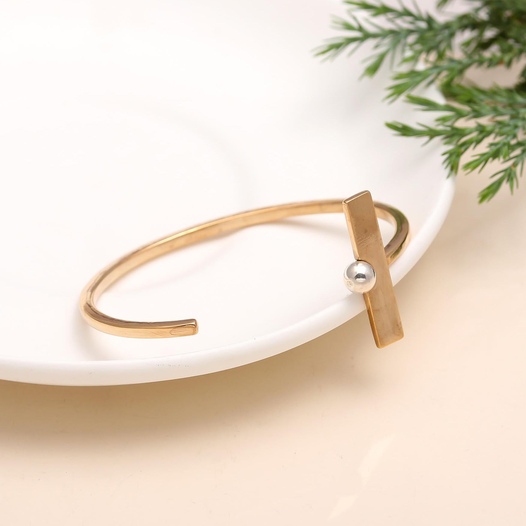 The Modern Dual: Open Gold Cuff