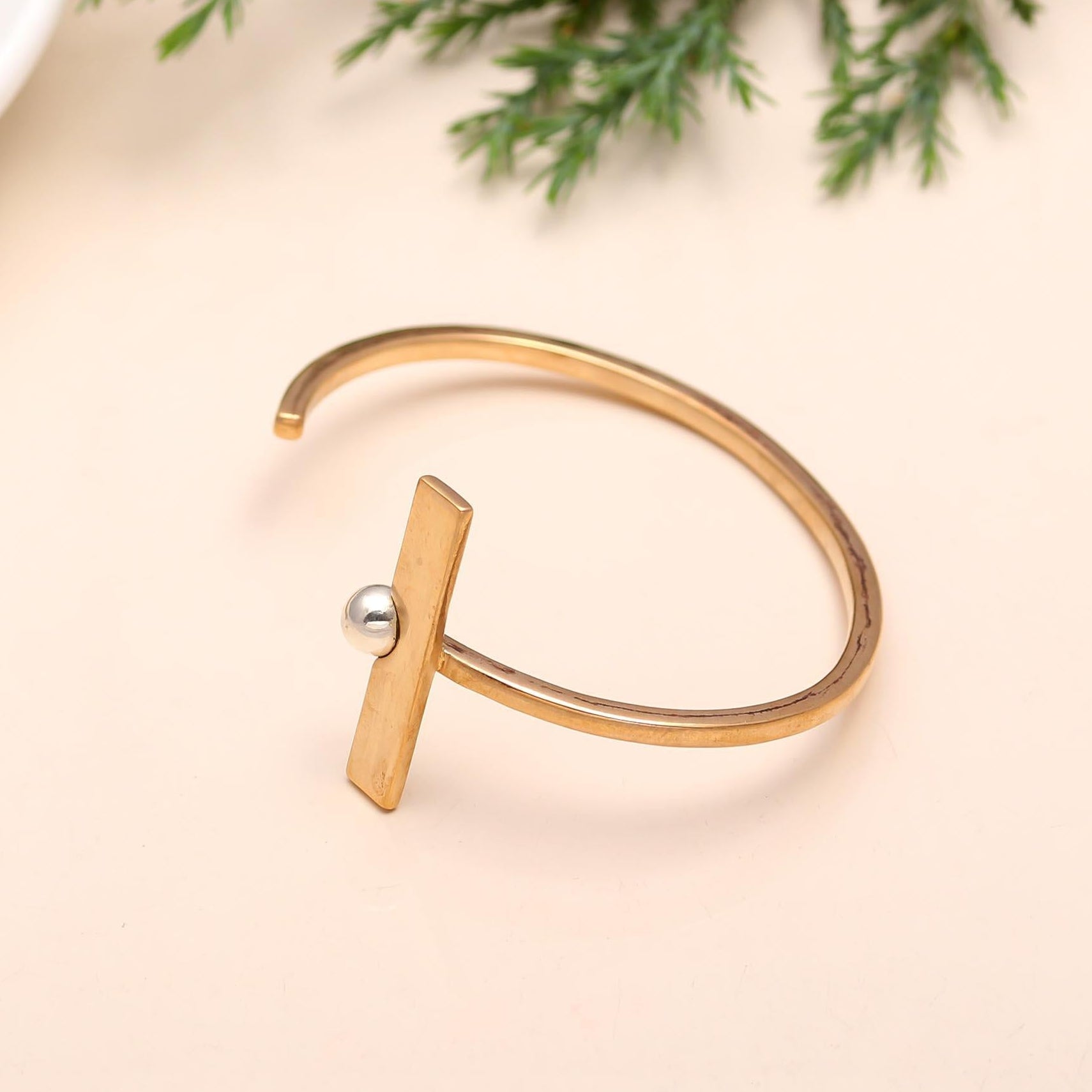 The Modern Dual: Open Gold Cuff