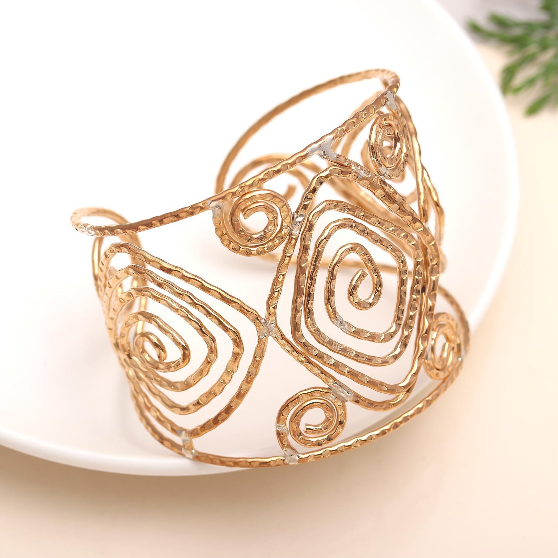 The Gilded Orbit: Multi-Circle Gold Cuff