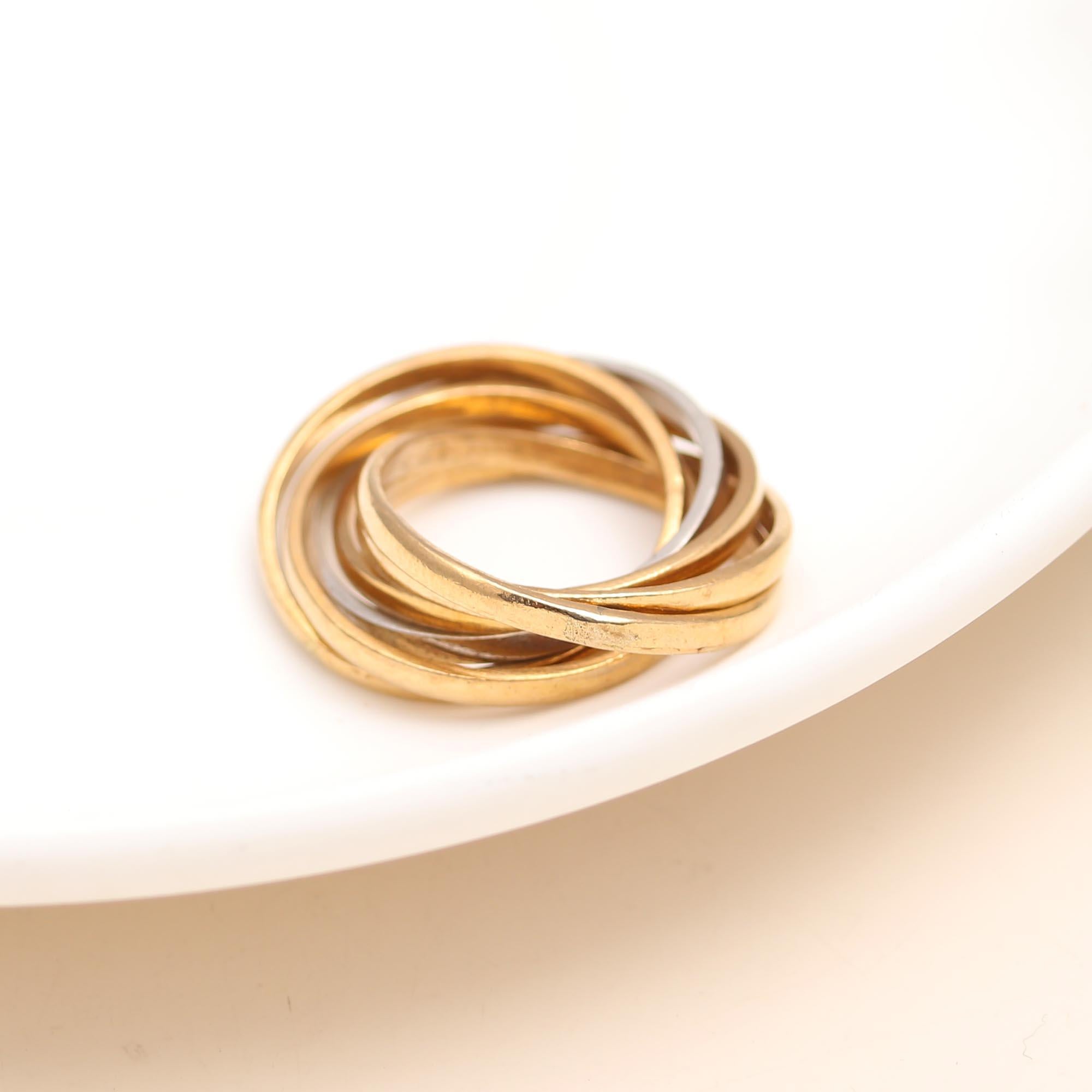 The Sleek Multi-Tone: Smooth Mixed Metal Rolling Ring