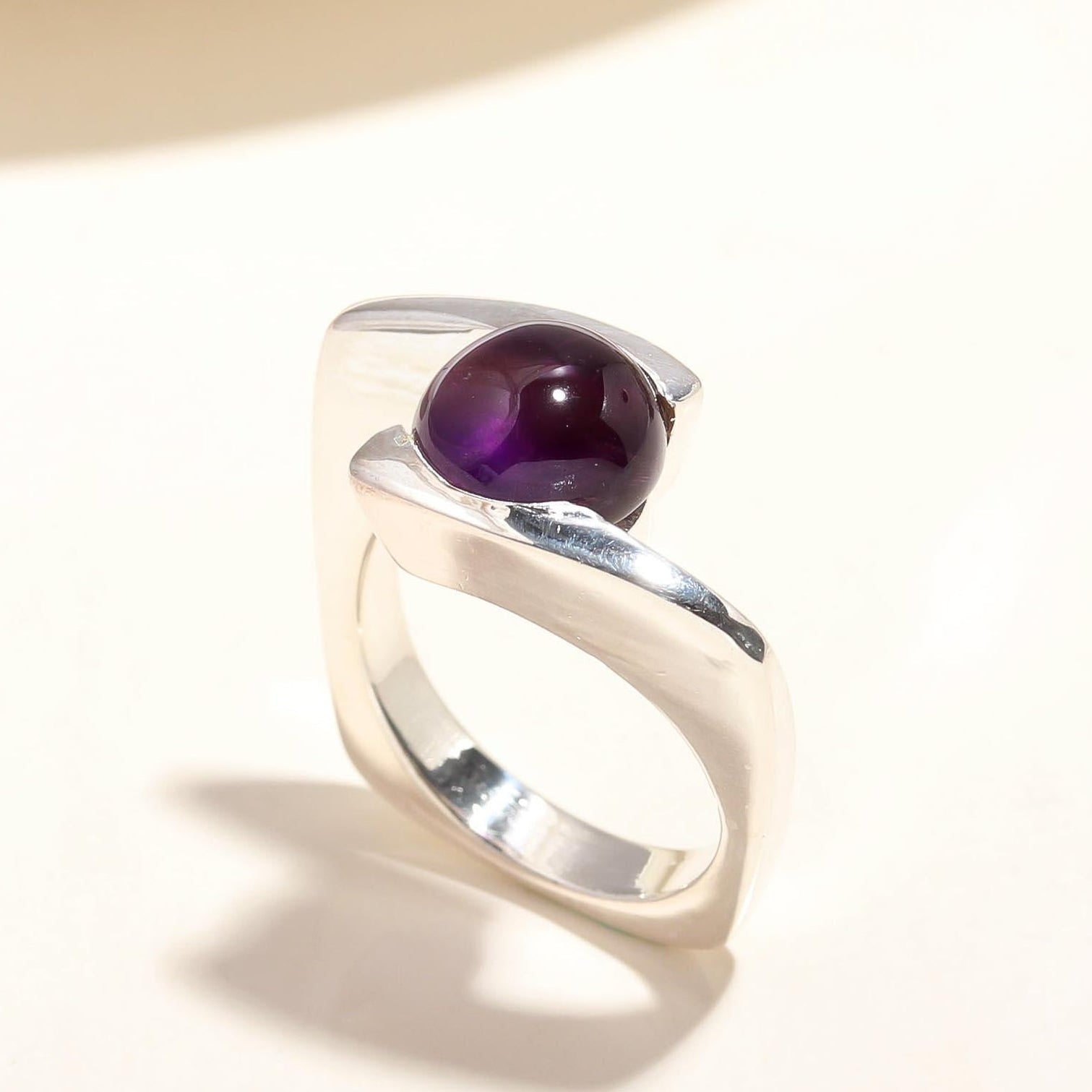 925 Silver Round Amethyst Ring