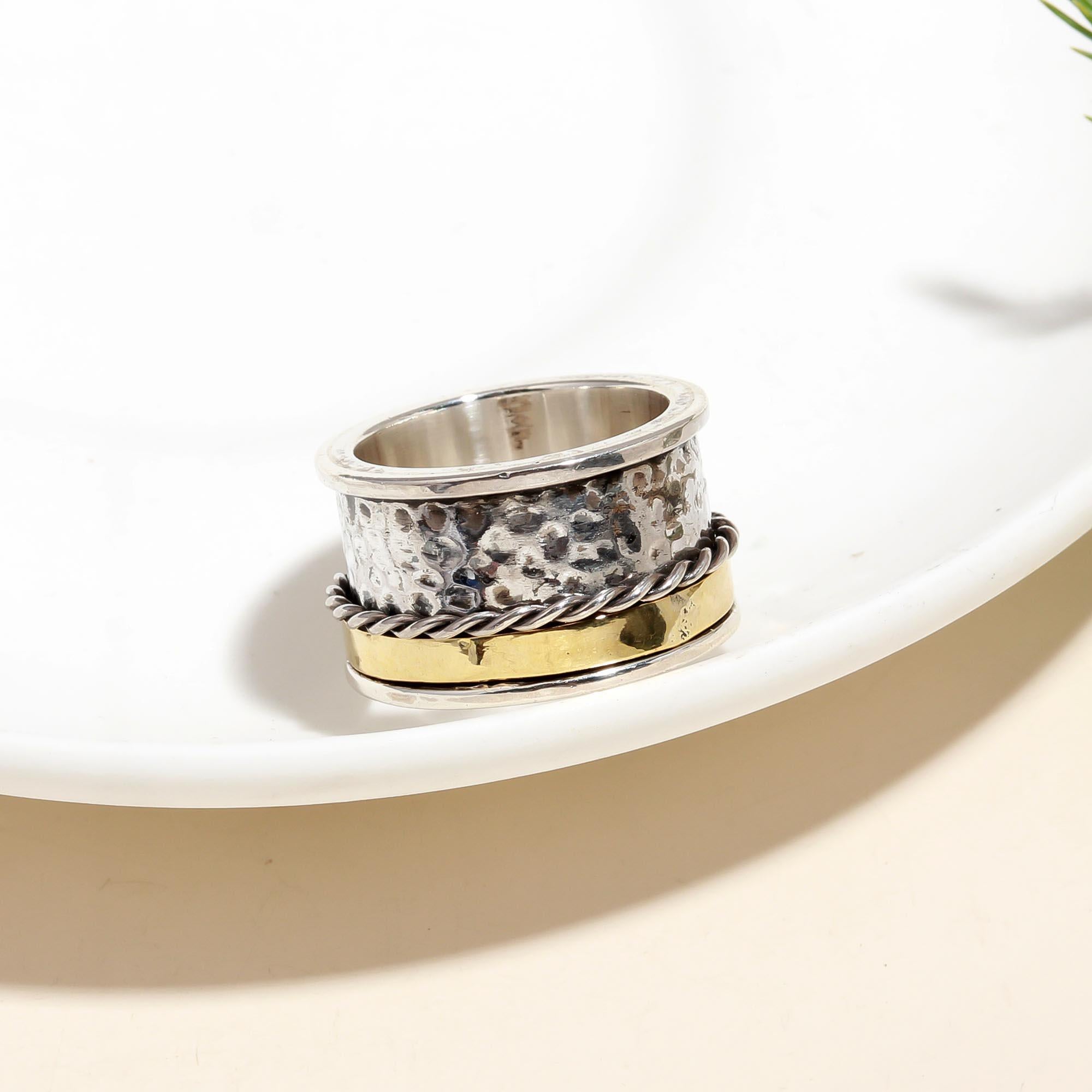 925 Silver Hammered Spinner Ring