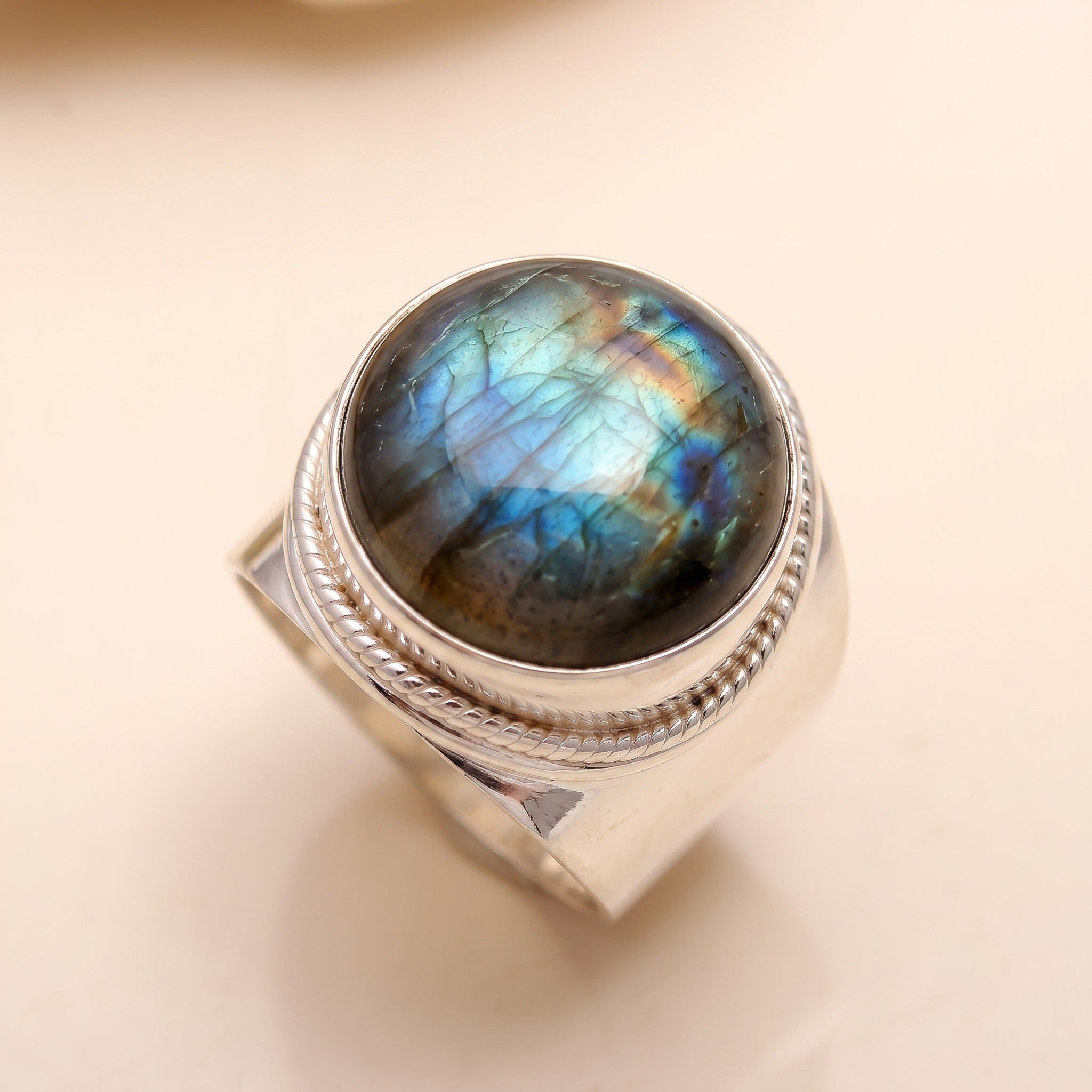 925 Silver Oval Moonstone Ring