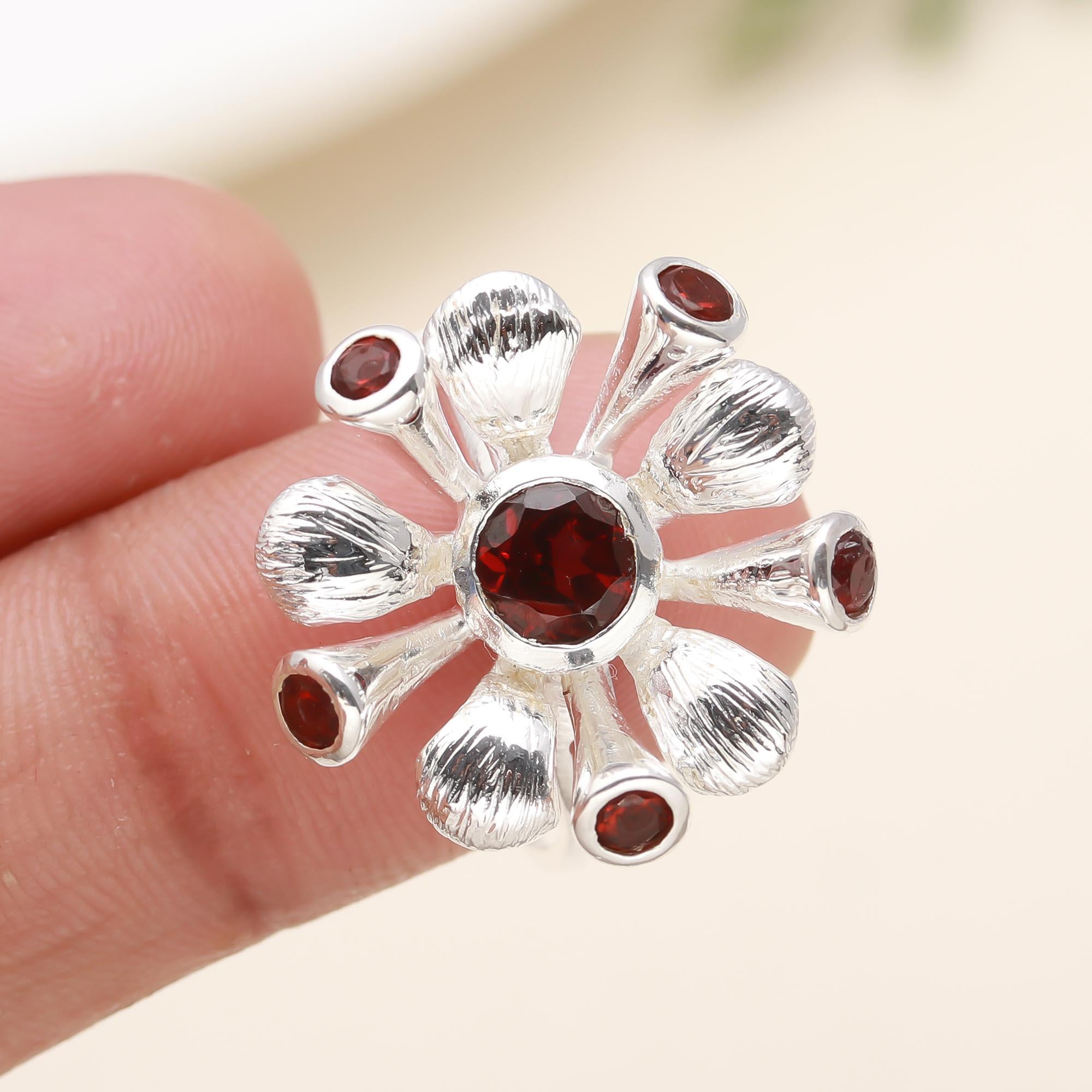 925 Silver Garnet Floral Ring