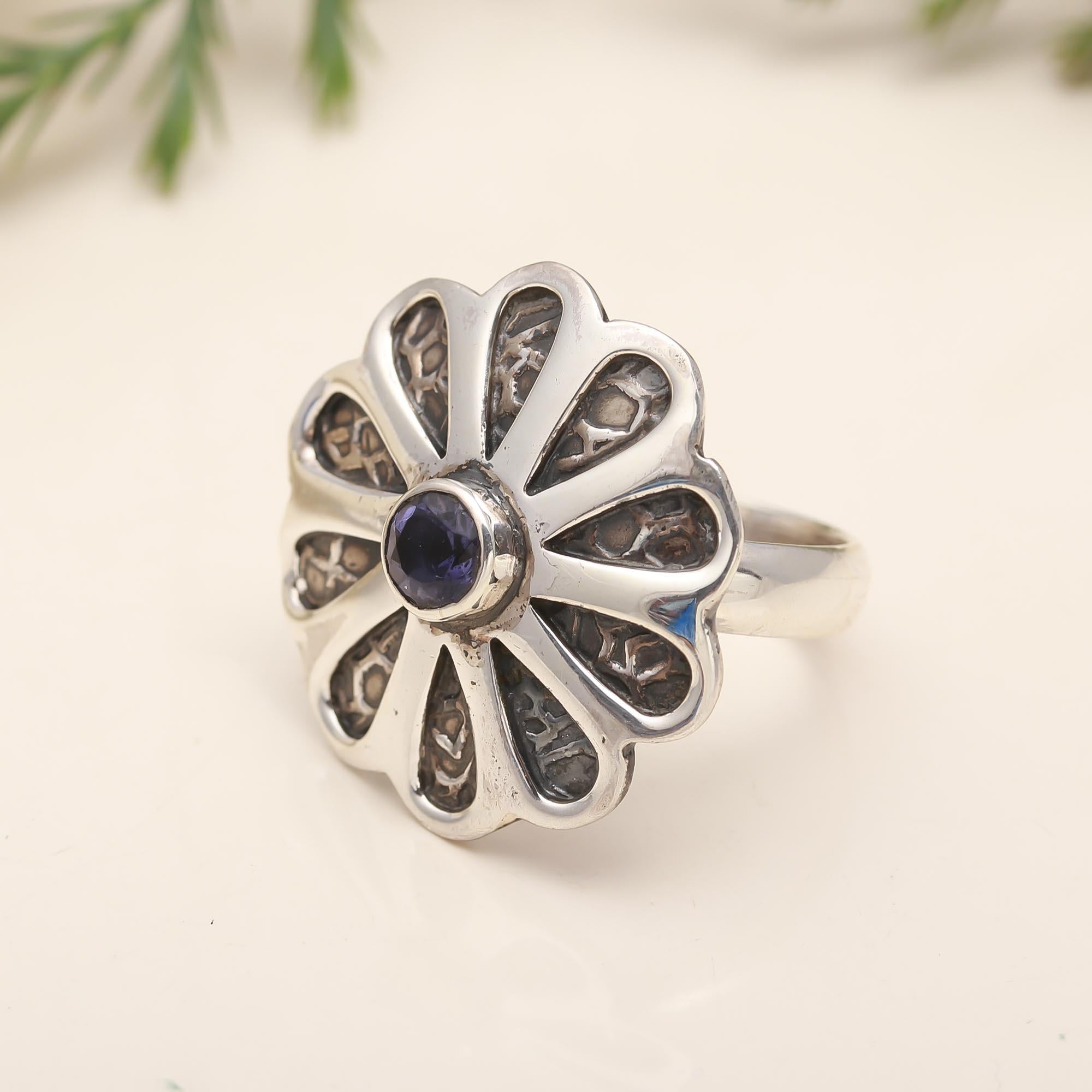 925 Silver Iolite Floral Ring