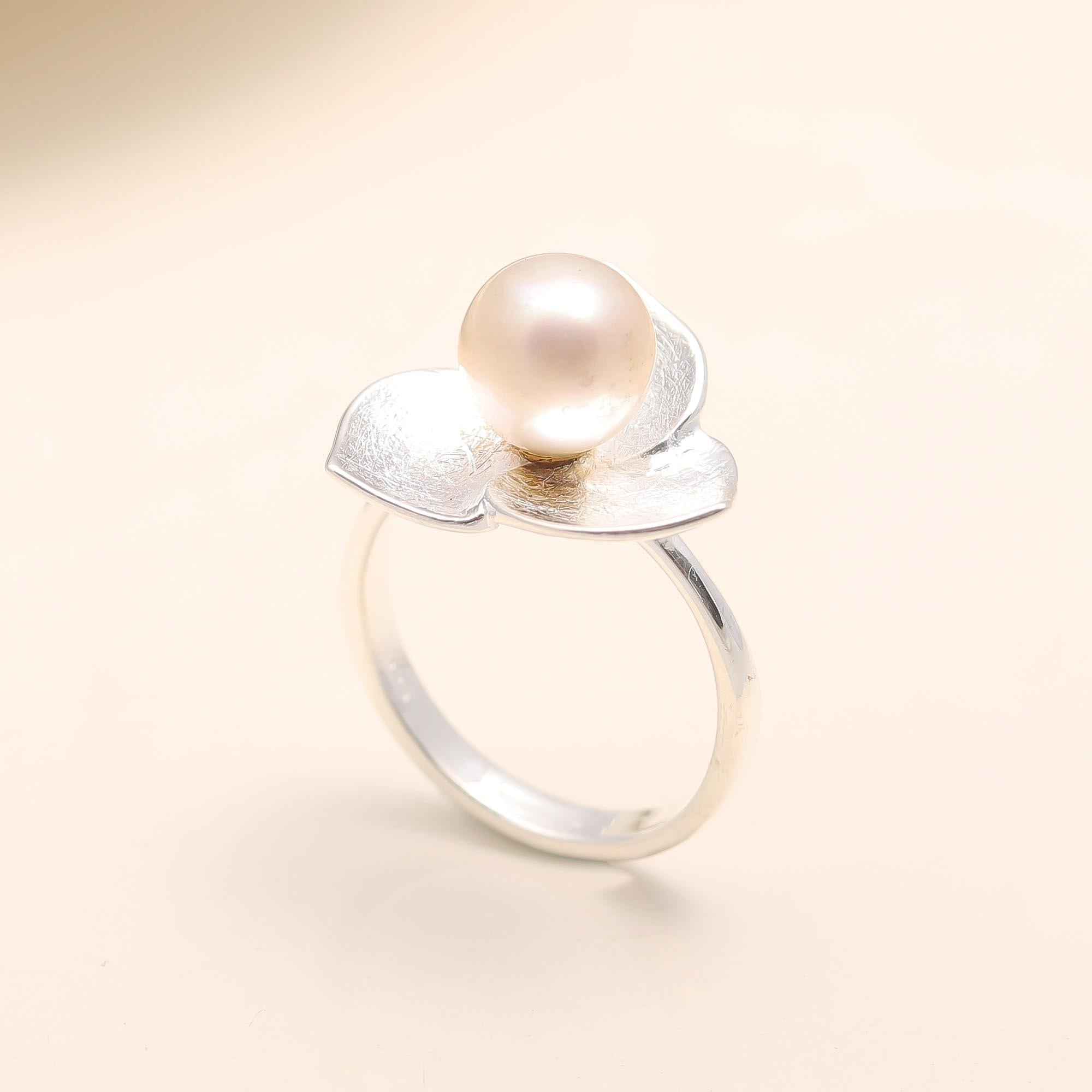 925 Silver Pearl Ring