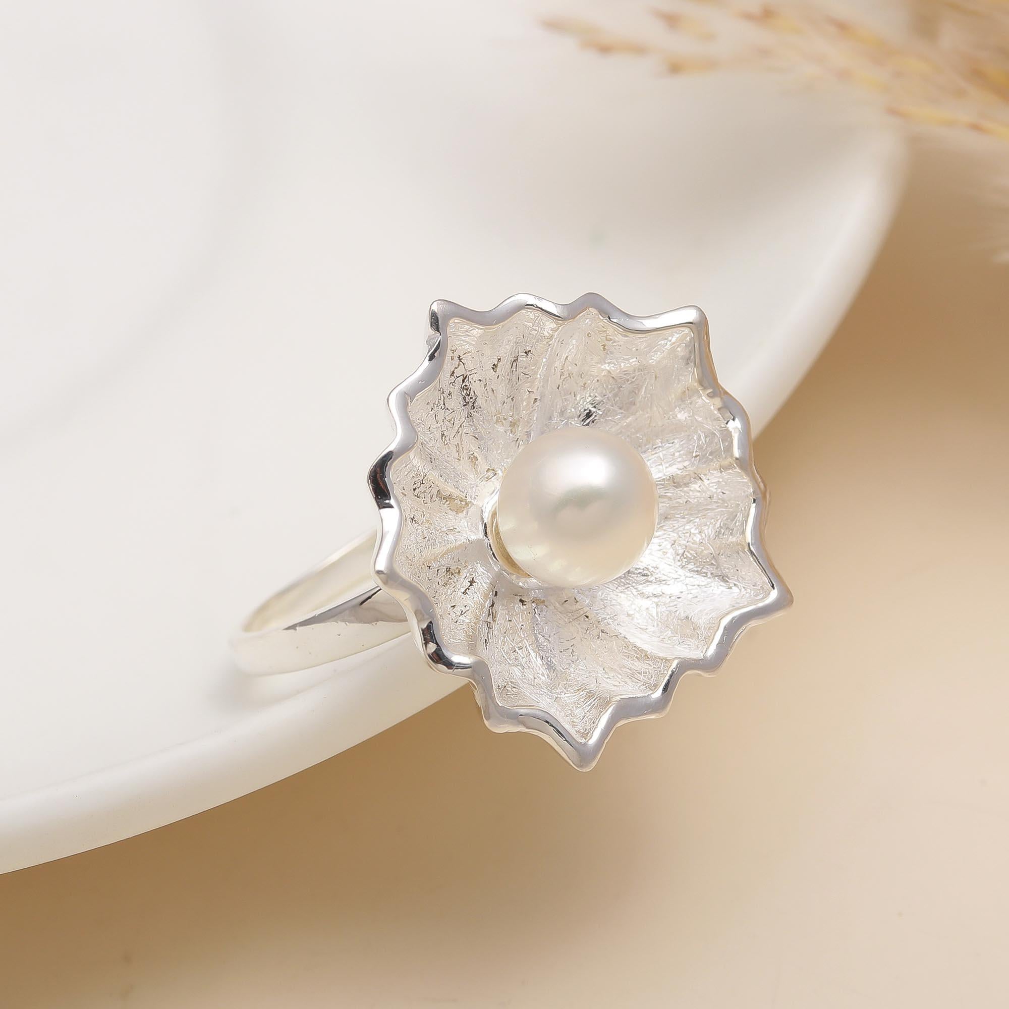 925 Silver Pearl Flower Ring