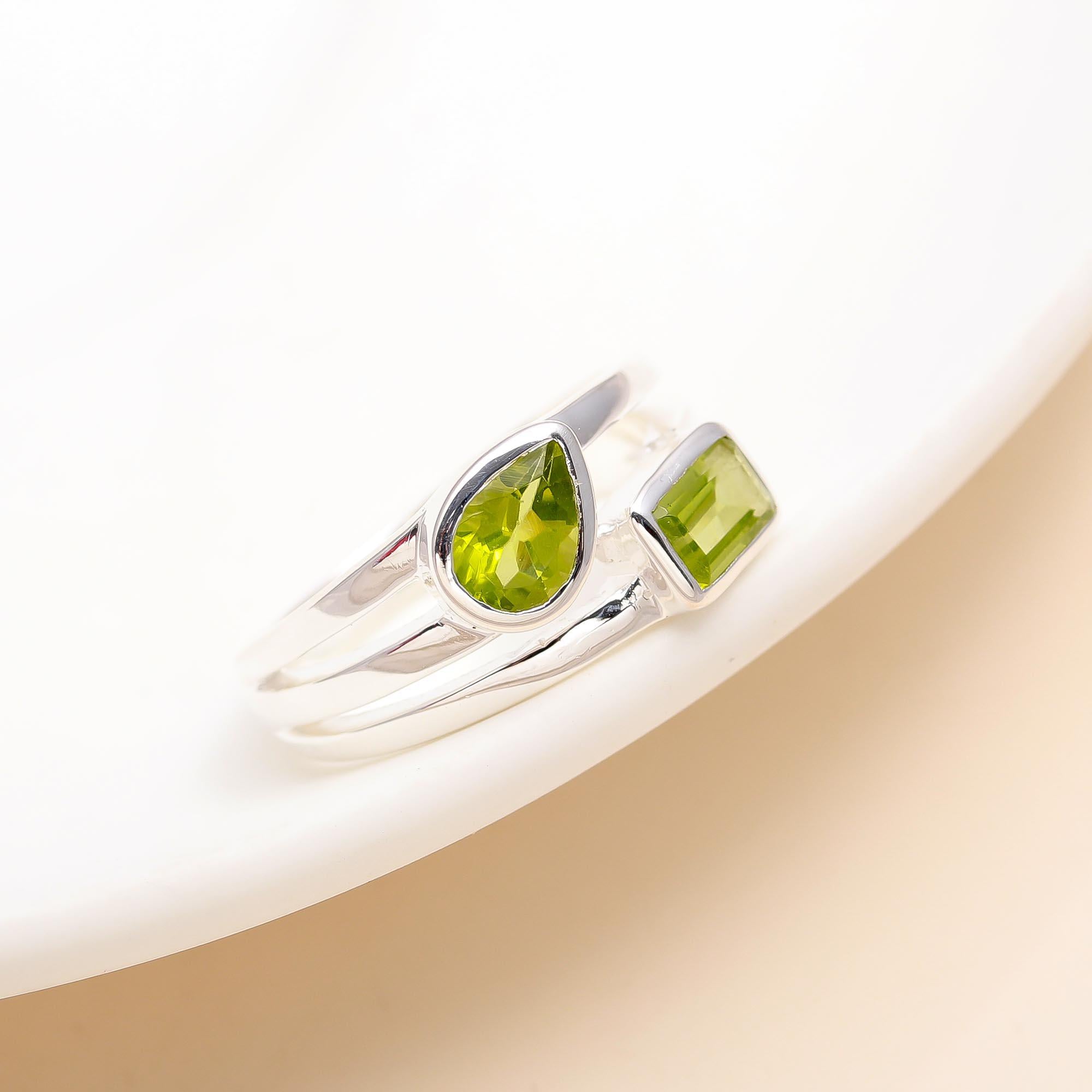 925 Silver Twin Peridot Band Ring