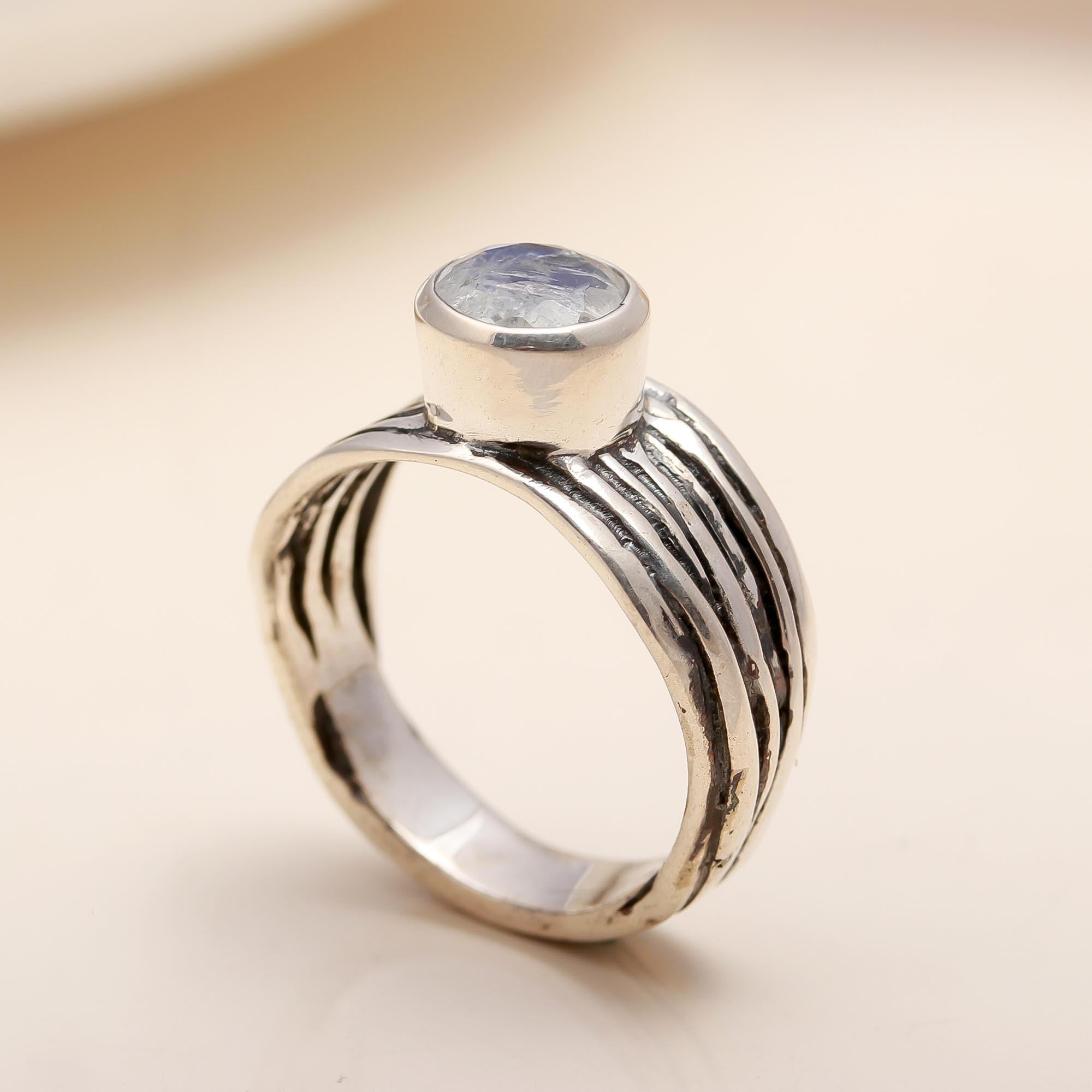 925 Silver Moonstone Textured Ring