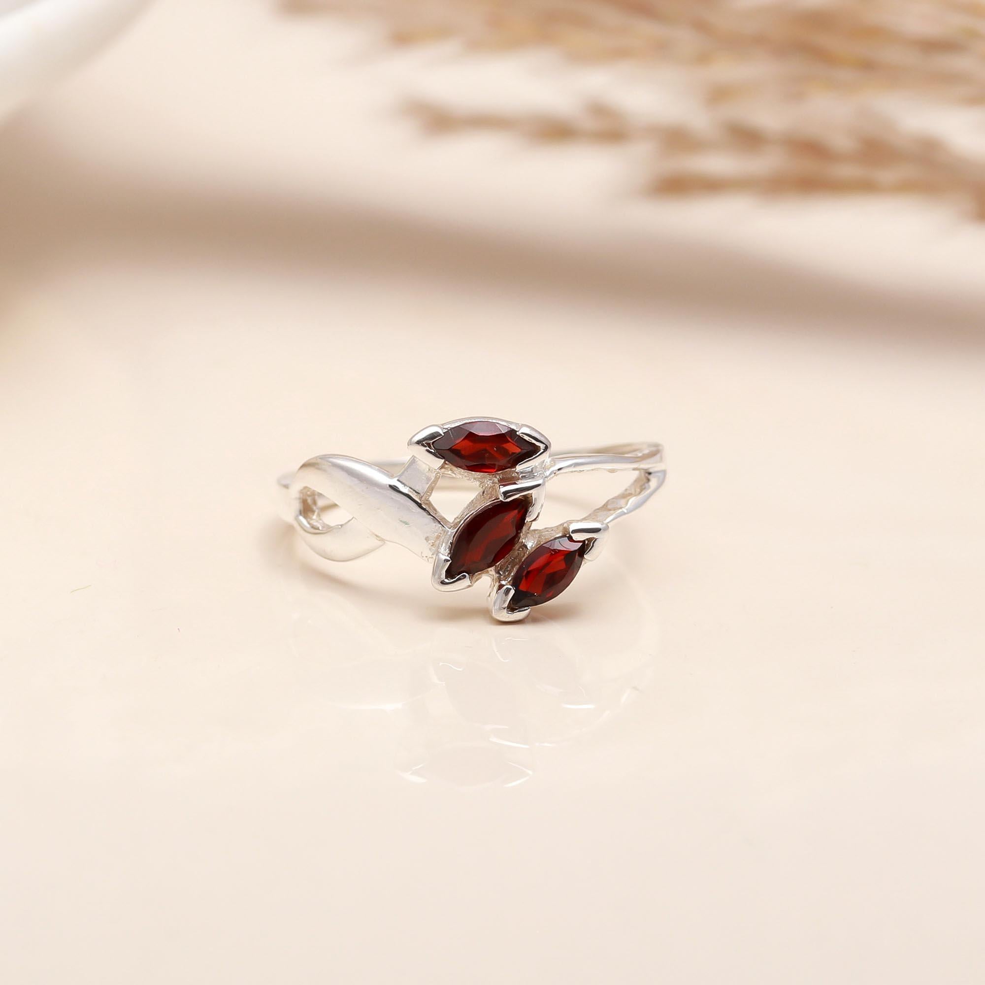 925 Silver Marquise Garnet Ring