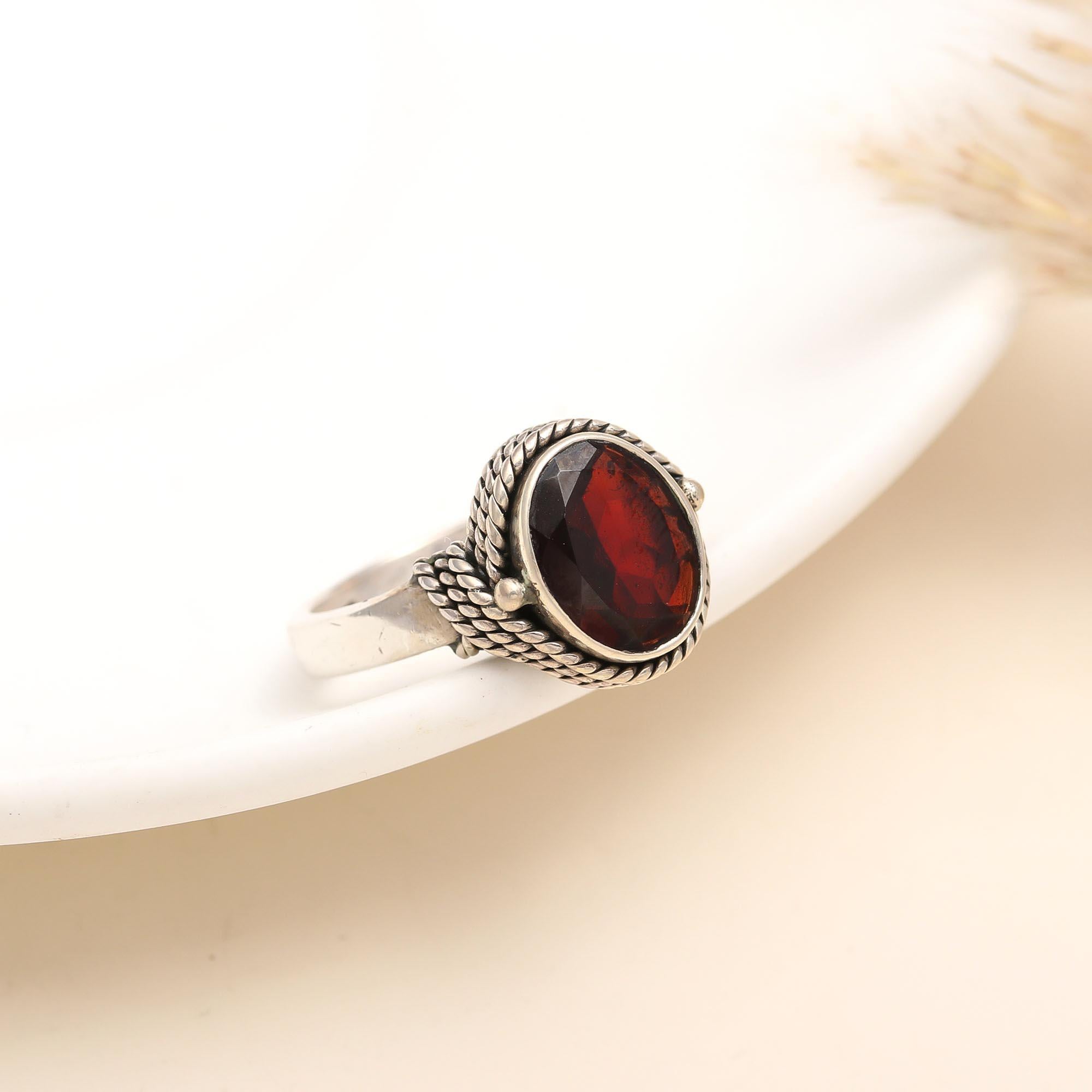 925 Silver Oval Garnet Ring