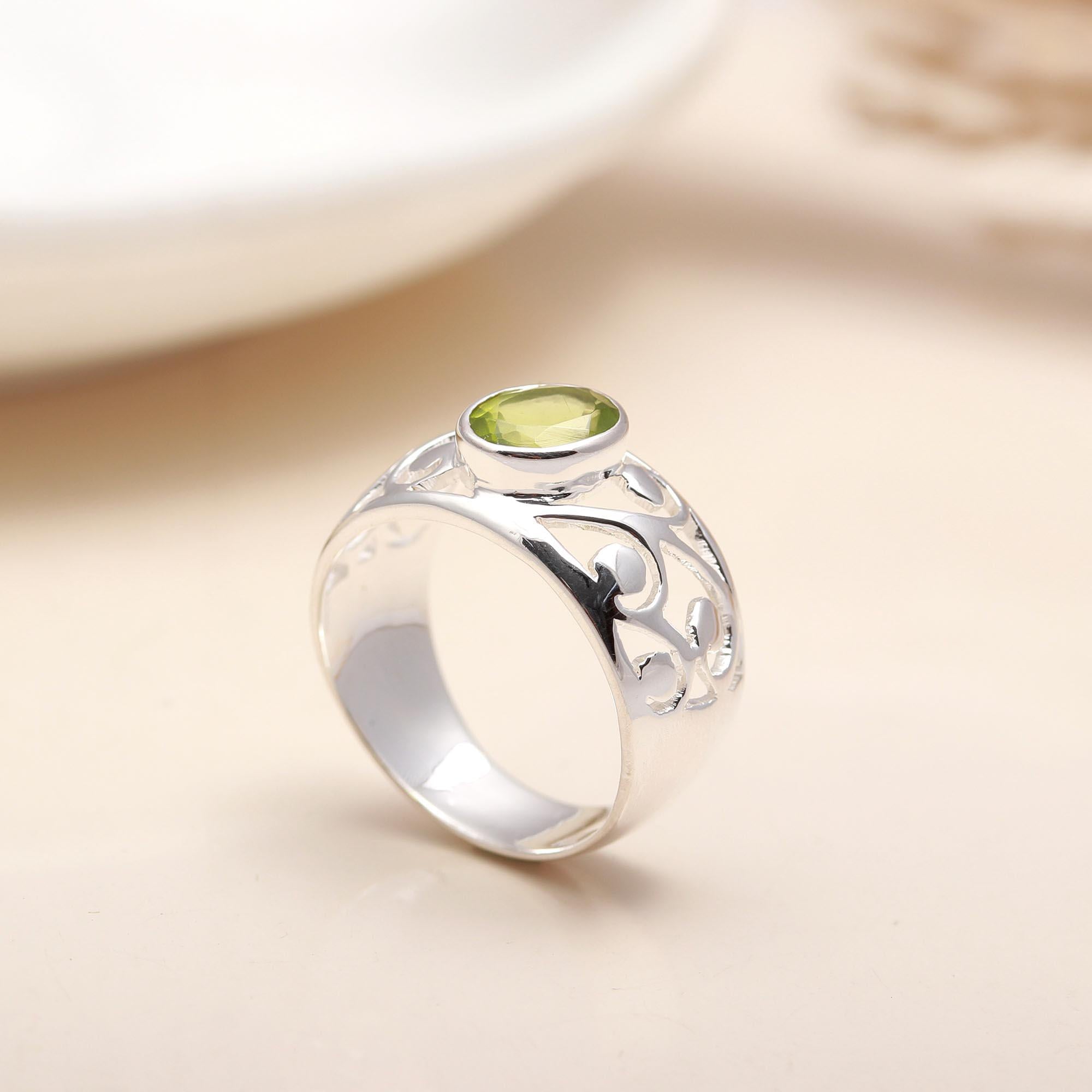 925 Silver Peridot Filigree Ring