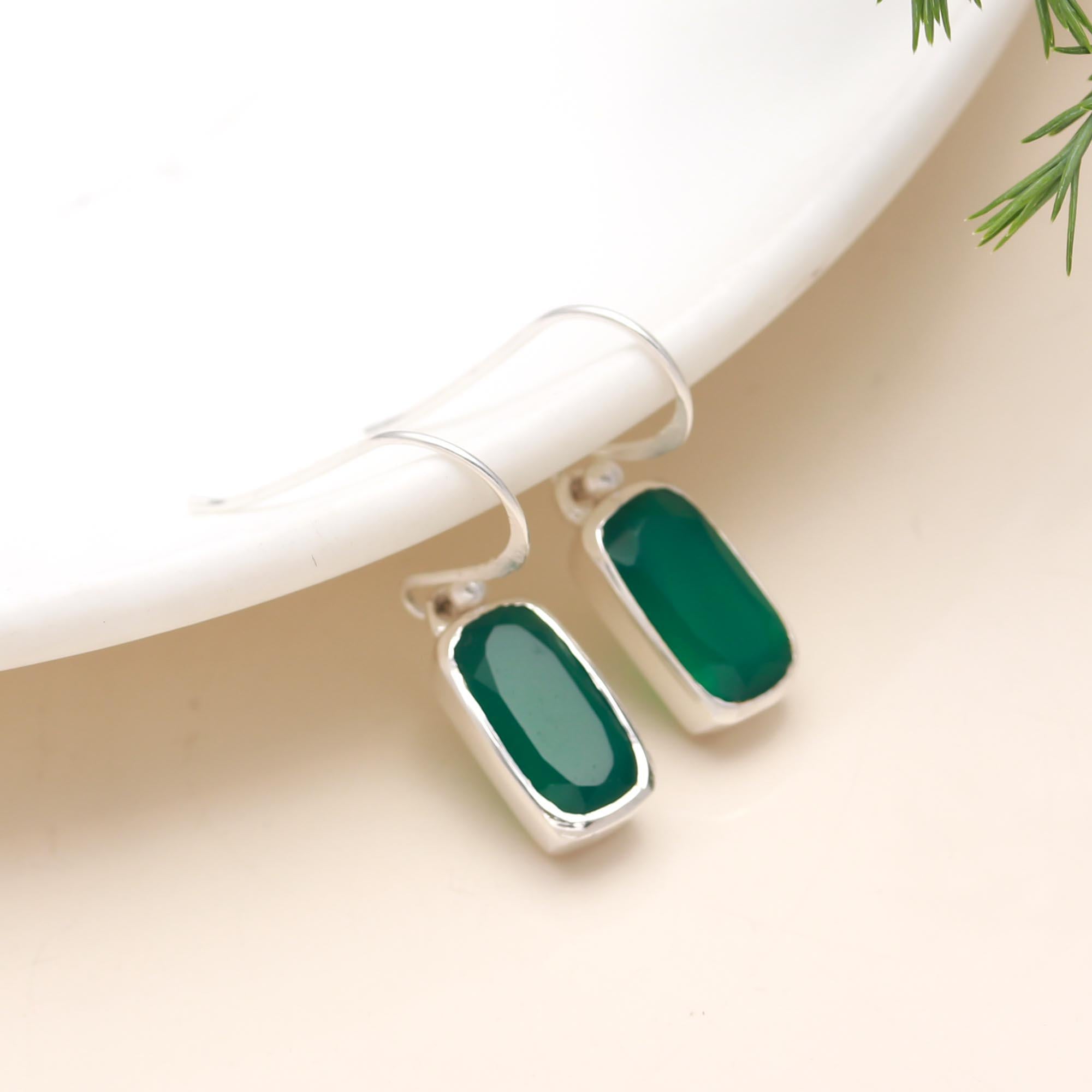 925 Sterling Silver Green Onyx Emerald Earring with Dangle Earwire