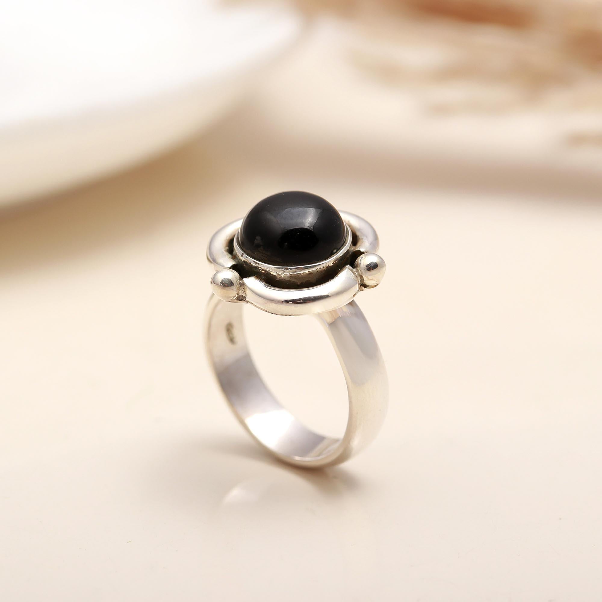 925 Silver Round Black Onyx Ring
