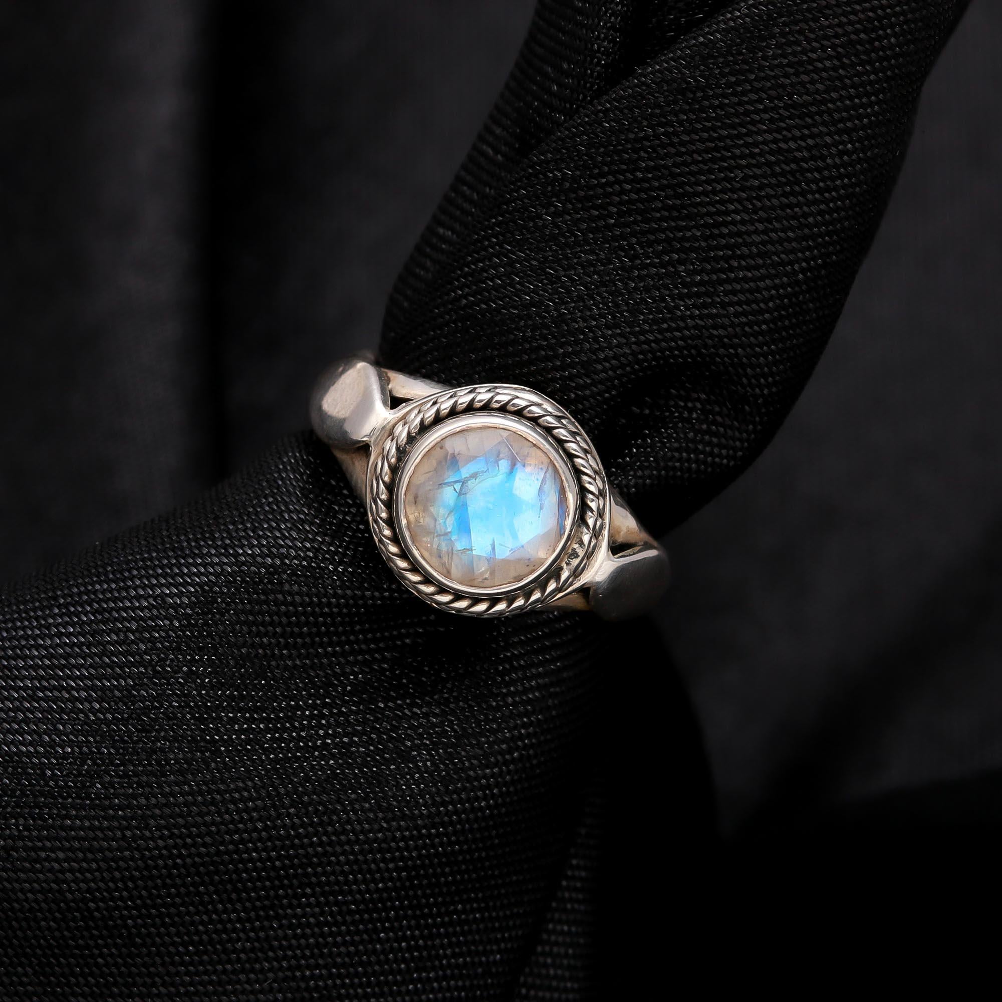 Handmade sterling silver moonstone rope design ring