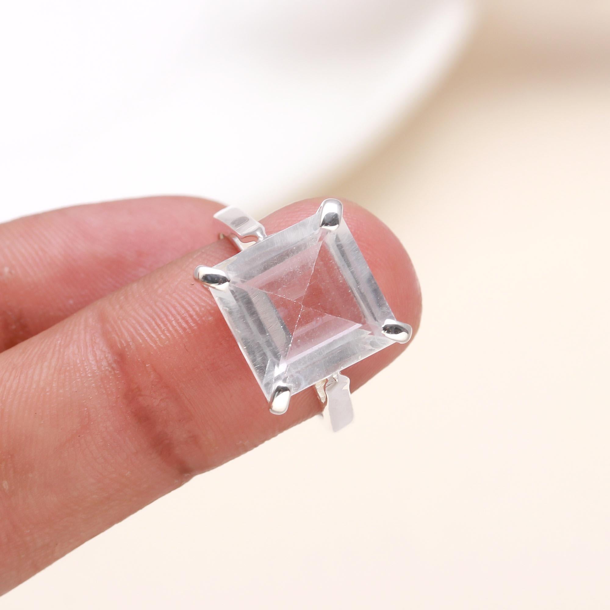Elegant Clear Quartz Solitaire Ring Daily Wear