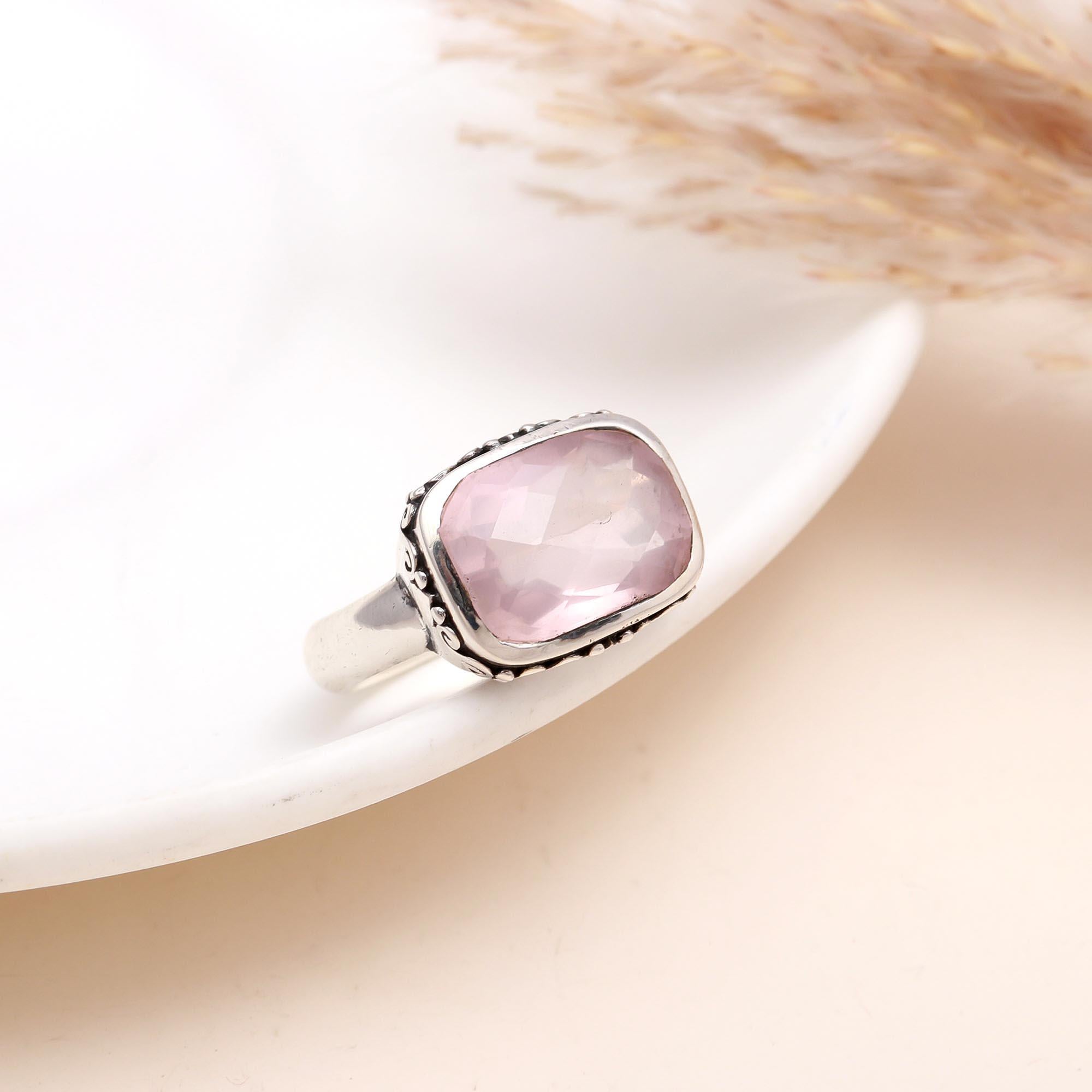 The Victorian Pink: Rose Quartz Rectangle Ring