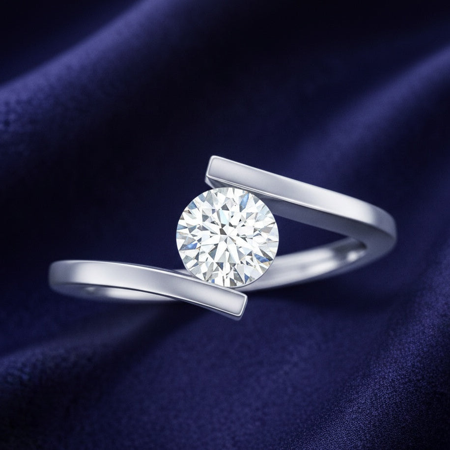 The Modern Embrace: 0.5ct Moissanite Tension Bypass Ring