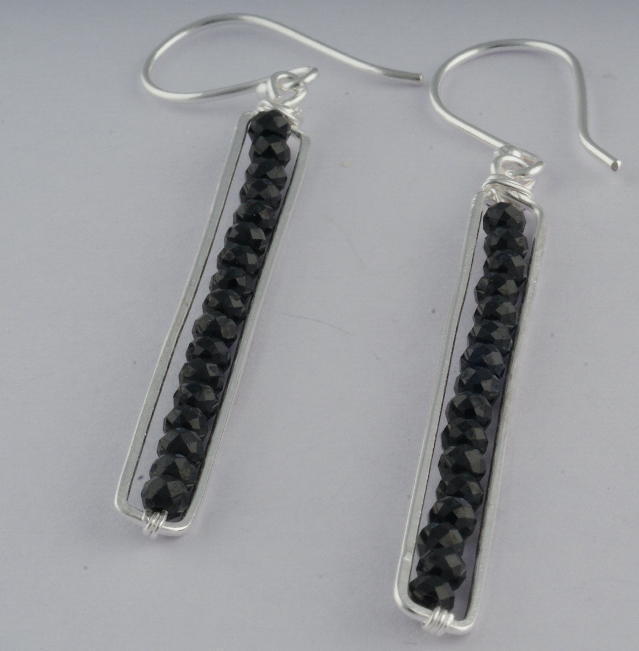 925 Sterling Silver Peapod Black Onyx Faceted Round Beads Earrings